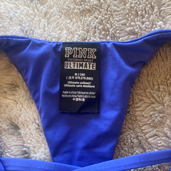 Pink-Victoria’s secret. Ultimate sports bra - Picture 2 of 3